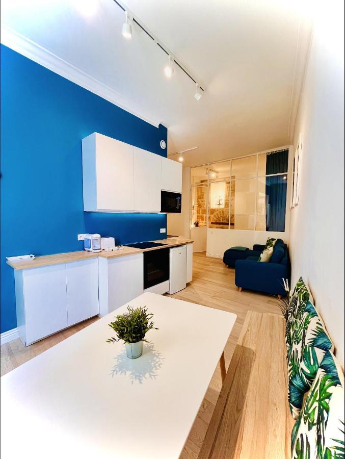 Perle Bleue - Charme & Serenite Hyper-Centre Montpellier Exterior photo